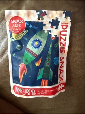 Werkshoppe Snax size jigsaw puzzle NWT Rocket Puzzle 48 piece puzzle space kids